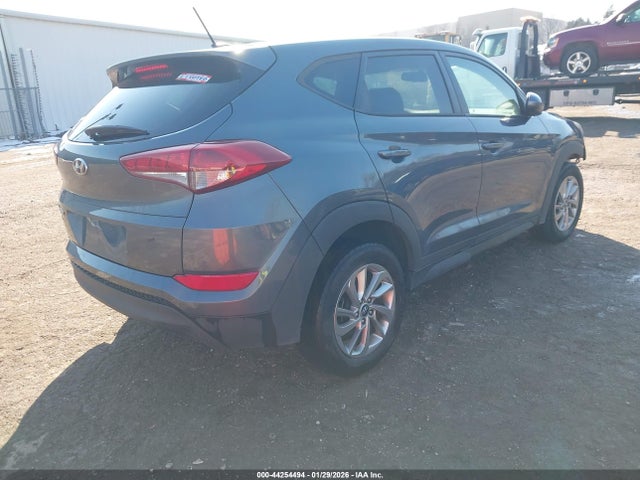 2017 Hyundai Tucson Se მანქანა იყიდება აუქციონზე, vin: KM8J23A41HU500864, აუქციონის ნომერი: 44254494