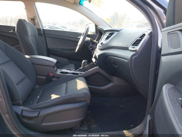 2017 Hyundai Tucson Se მანქანა იყიდება აუქციონზე, vin: KM8J23A41HU500864, აუქციონის ნომერი: 44254494