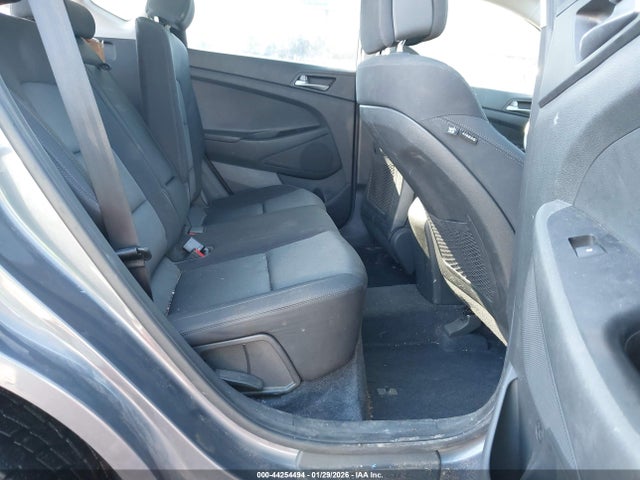 2017 Hyundai Tucson Se მანქანა იყიდება აუქციონზე, vin: KM8J23A41HU500864, აუქციონის ნომერი: 44254494