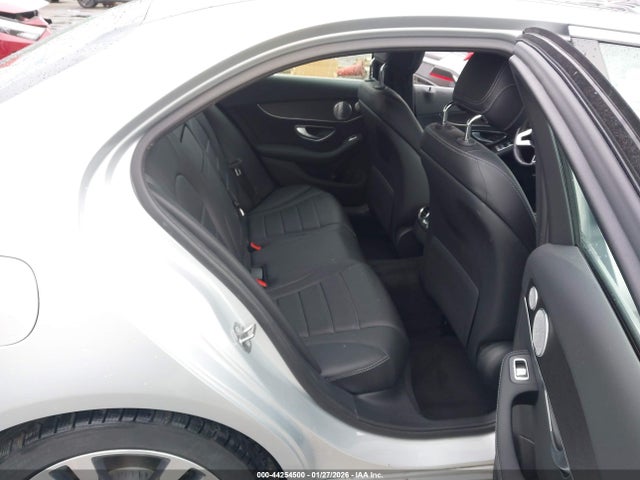 55SWF8EB1KU299325 Mercedes-Benz C-class C 300