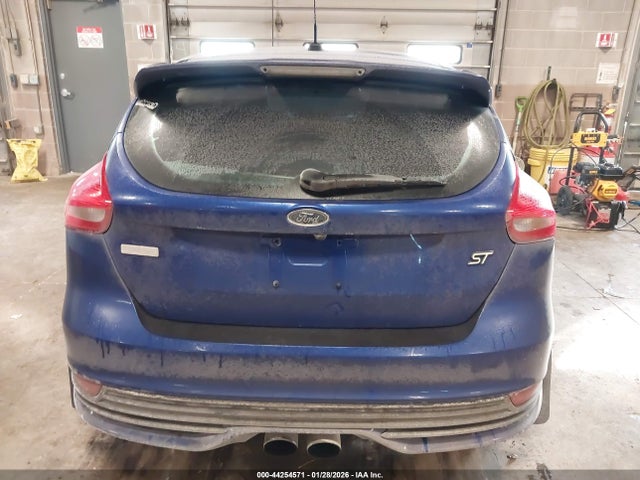 Ford FOCUS ST 2015 1FADP3L96FL229000 Image 32
