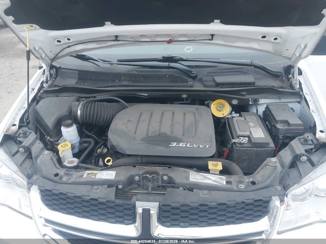 2C4RDGBG2JR296774 Dodge Grand Caravan Se