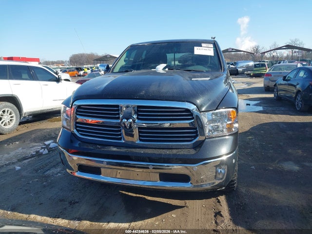 44254636 :رقم المزاد ، 1C6RR7GG5JS218537 vin ، 2018 Ram 1500 Big Horn  4x4 6'4 Box مزاد بيع