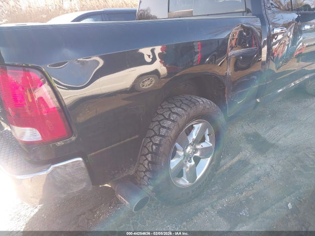 44254636 :رقم المزاد ، 1C6RR7GG5JS218537 vin ، 2018 Ram 1500 Big Horn  4x4 6'4 Box مزاد بيع
