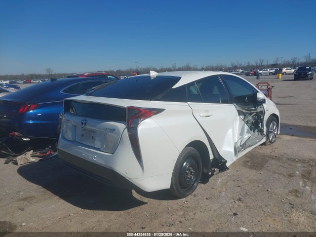 Toyota Prius Four 2018 JTDKARFU8J3065134 Image 4