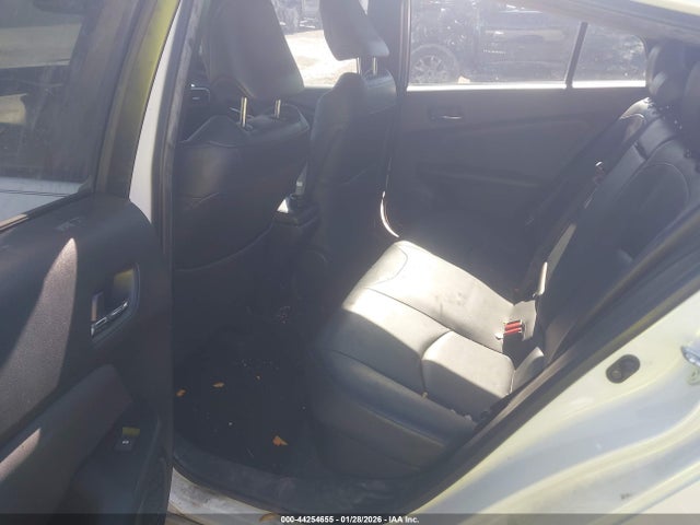Toyota Prius Four 2018 JTDKARFU8J3065134 Image 8