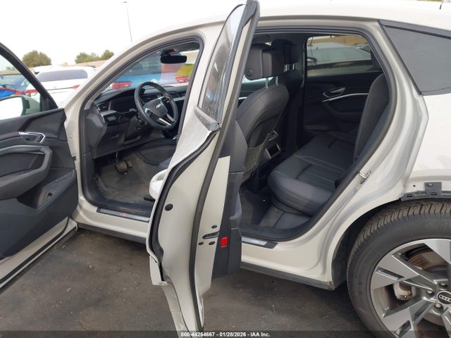 2022 AUDI E-TRON SPORTBACK WA11AAGE6NB007503 Photo 7