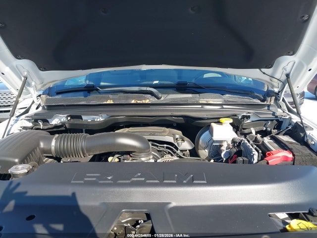 44254685 :رقم المزاد ، 1C6SRFMT2MN507987 vin ، 2021 Ram 1500 Big Horn  4x4 6'4 Box مزاد بيع