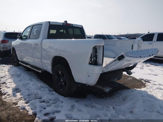 44254685 :رقم المزاد ، 1C6SRFMT2MN507987 vin ، 2021 Ram 1500 Big Horn  4x4 6'4 Box مزاد بيع
