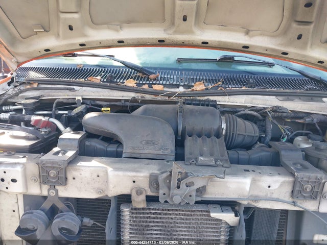 Ford E-450 Cutaway 2014 1FDXE4FS3EDA41007 Image 10