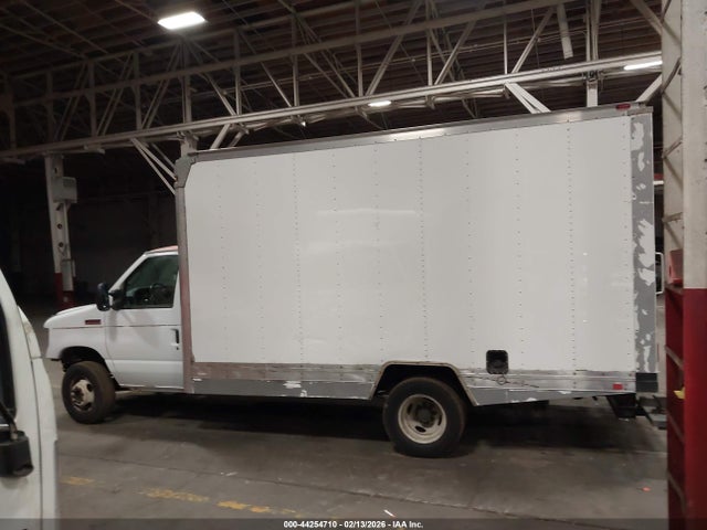 Ford E-450 Cutaway 2014 1FDXE4FS3EDA41007 Image 15
