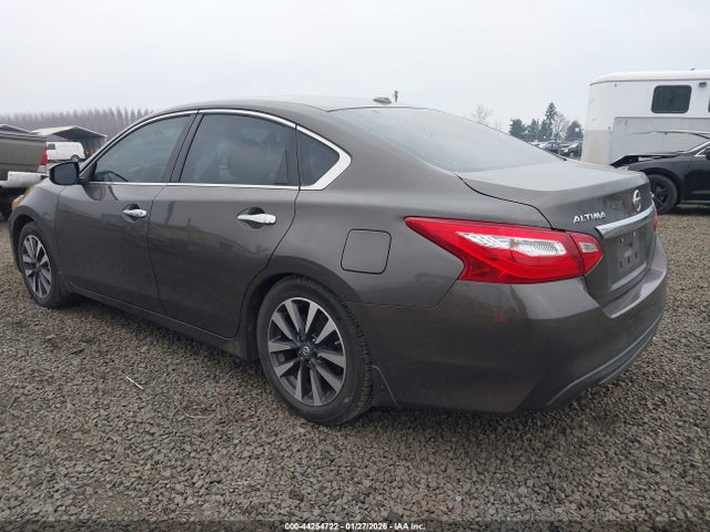 1N4AL3AP3HC178218 Nissan Altima 2.5 Sl