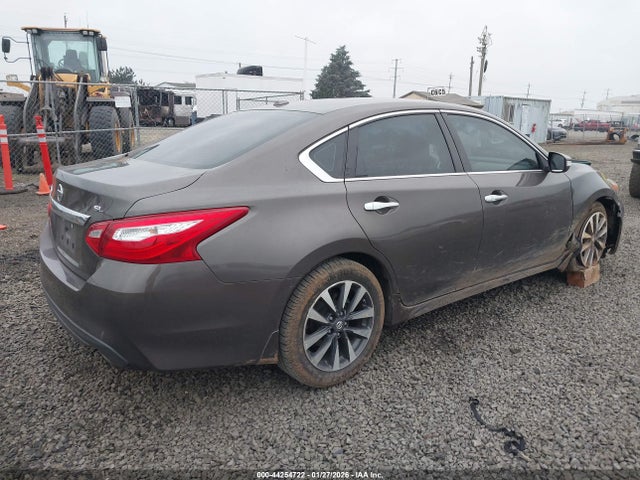 1N4AL3AP3HC178218 Nissan Altima 2.5 Sl