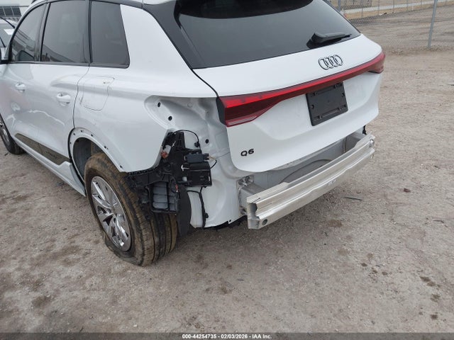 2025 AUDI Q6 E-TRON WA172BGF9SA028756 Photo 5