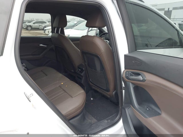 2025 AUDI Q6 E-TRON WA172BGF9SA028756 Photo 7