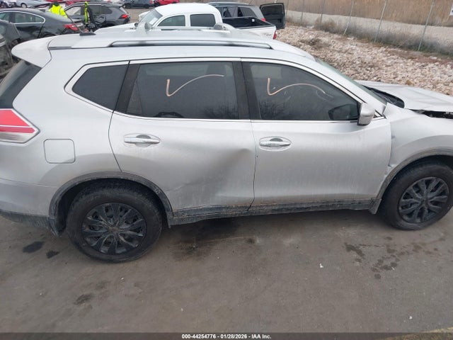 KNMAT2MV6GP662311 Nissan ROGUE S
