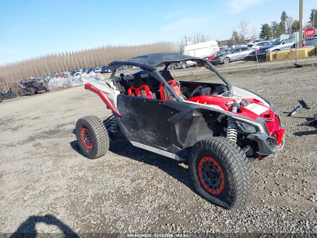 2022 CAN-AM MAVERICK X3 3JBVVAV22NE000056