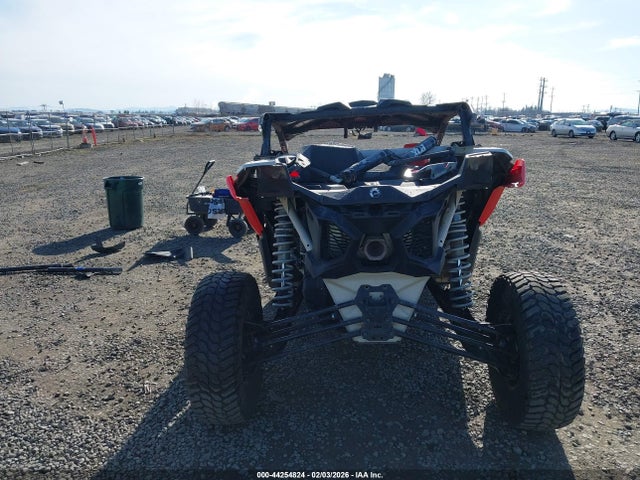 2022 CAN-AM MAVERICK X3 3JBVVAV22NE000056 Photo 5
