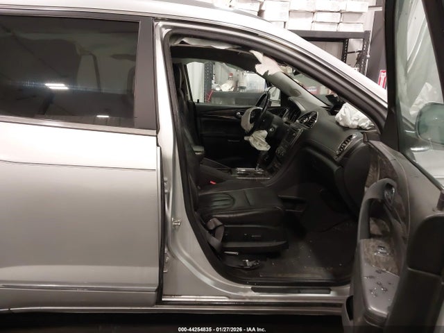 2014 Buick Enclave Leather მანქანა იყიდება აუქციონზე, vin: 5GAKVBKD3EJ323029, აუქციონის ნომერი: 44254835