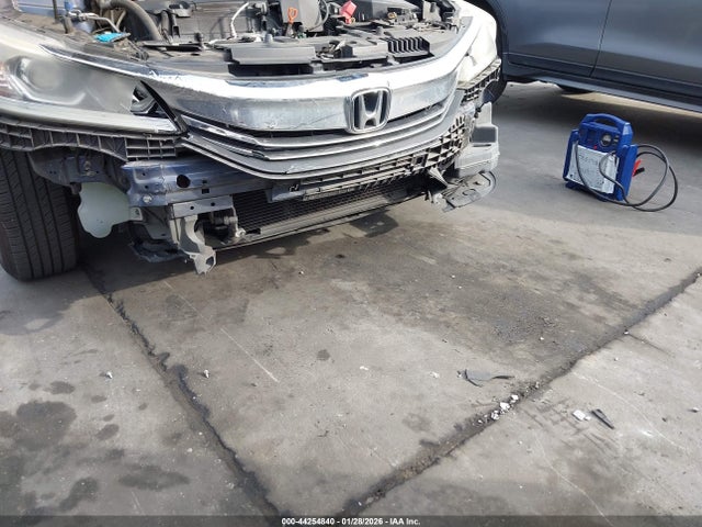 1HGCR2F3XHA205381 Honda ACCORD LX