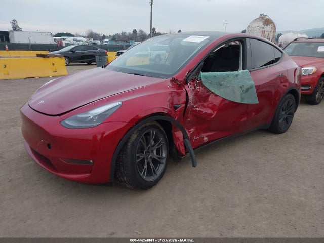 2025 TESLA MODEL Y 7SAYGDEE9SF248975 Photo 1