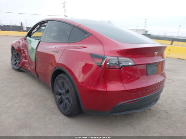 2025 TESLA MODEL Y 7SAYGDEE9SF248975 Photo 2