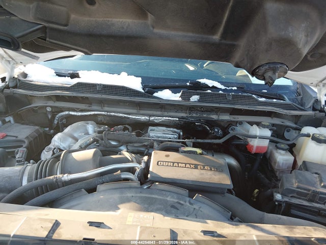 44254843 :رقم المزاد ، 1GB4YSEY0NF334302 vin ، 2022 Chevrolet Silverado 3500hd Chassis Work Truck مزاد بيع