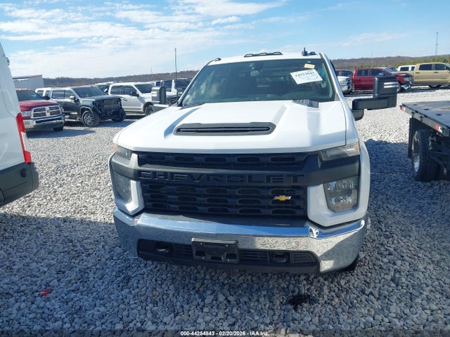 44254843 :رقم المزاد ، 1GB4YSEY0NF334302 vin ، 2022 Chevrolet Silverado 3500hd Chassis Work Truck مزاد بيع