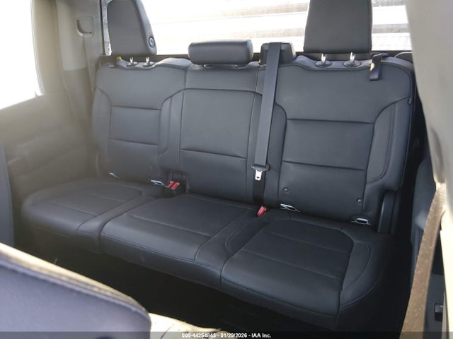 44254843 :رقم المزاد ، 1GB4YSEY0NF334302 vin ، 2022 Chevrolet Silverado 3500hd Chassis Work Truck مزاد بيع