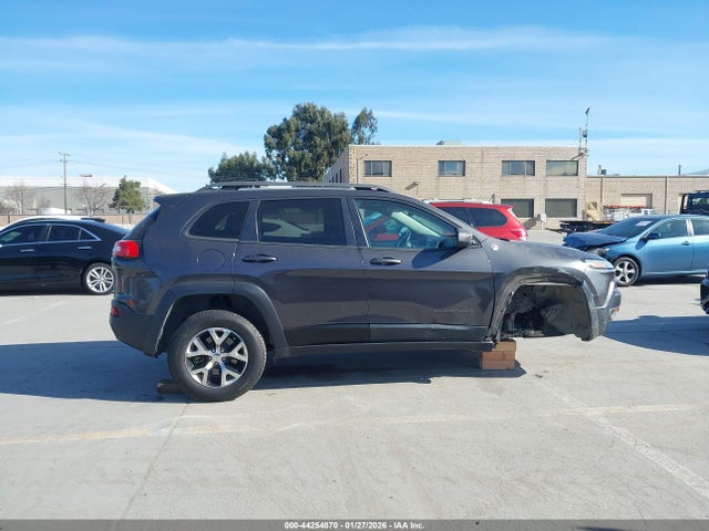 1C4PJMBS0FW704738 Jeep Cherokee Trailhawk