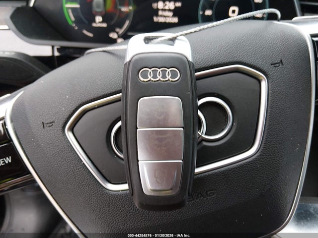 2019 AUDI E-TRON WA1VAAGEXKB012605 Photo 10