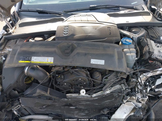 44254887 :رقم المزاد ، WAUDNAF42KA006833 vin ، 2019 Audi A4 45 Premium مزاد بيع
