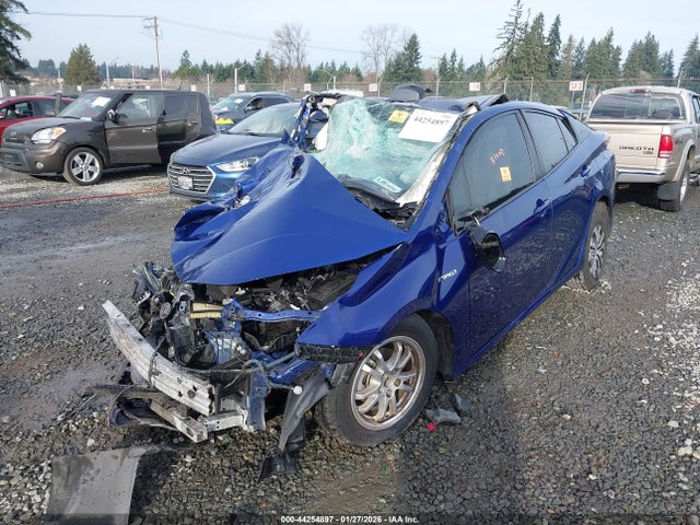 JTDKBRFU9H3048950 Toyota Prius Two