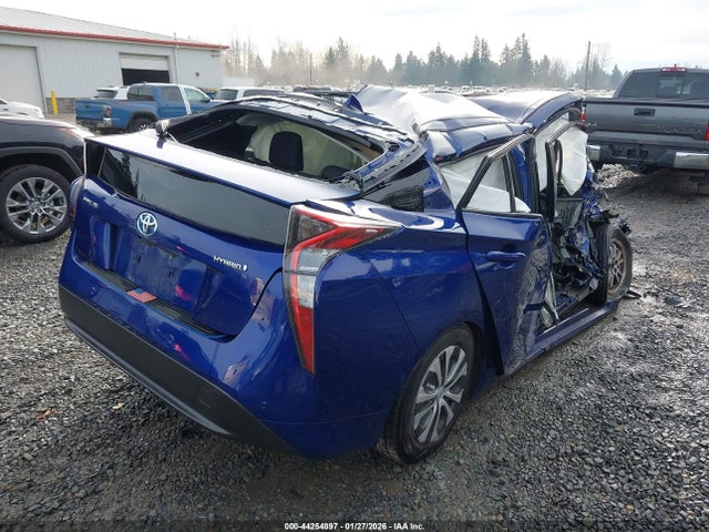 JTDKBRFU9H3048950 Toyota Prius Two