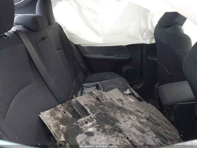 JTDKBRFU9H3048950 Toyota Prius Two