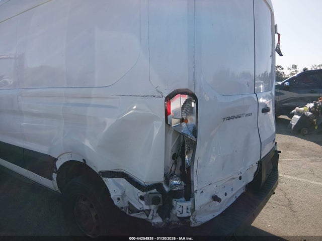 Ford Transit-250 2019 1FTYR2CM8KKA70470 Image 6
