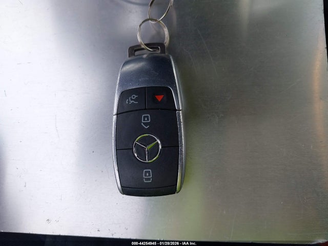 W1K5J4GB7MN218145 Mercedes-Benz CLA 250