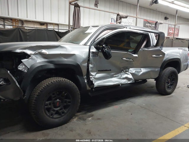 3TMAZ5CNXNM162124 Toyota Tacoma Trd Off Road