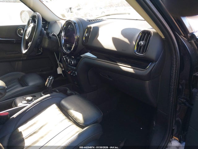 2021 MINI COUNTRYMAN WMZ53BR0XM3N06631 Photo 4