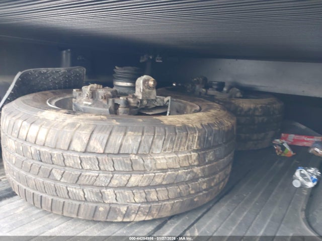 1GCNKREC3EZ253100 Chevrolet Silverado 1500 2lt