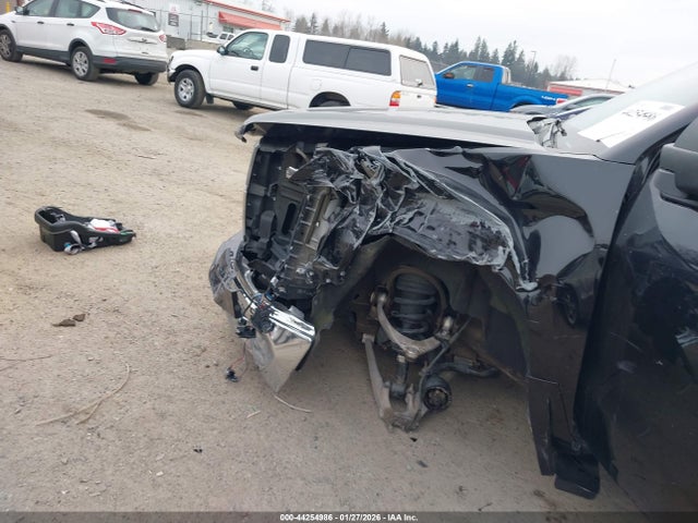 1GCNKREC3EZ253100 Chevrolet Silverado 1500 2lt
