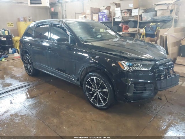 2022 AUDI Q7 WA1VXBF72ND007804