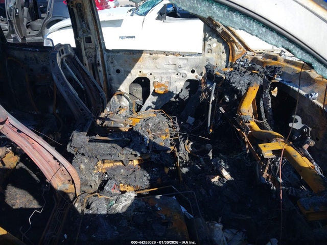 1GCVKPEC2EZ269180 Chevrolet Silverado 1500 Work Truck 1wt