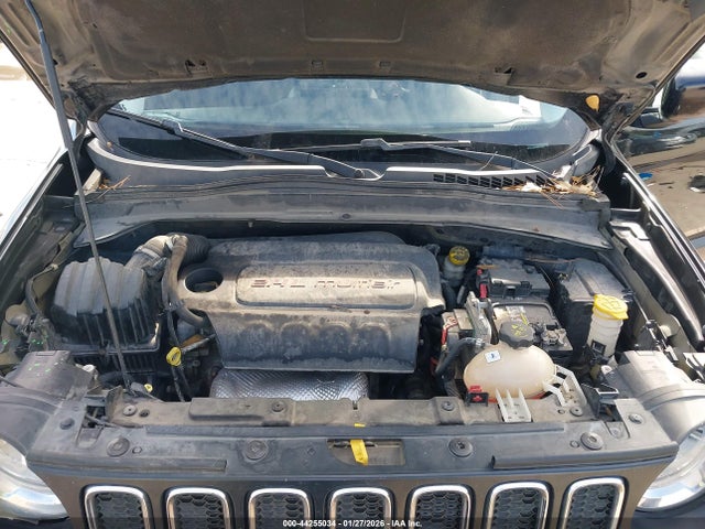 Jeep Renegade Latitude 2015 ZACCJABTXFPC13287 Image 10
