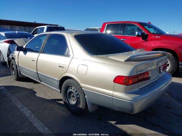 2001 TOYOTA CAMRY JT2BF22K710330536 Photo 2