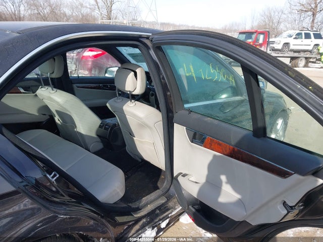 2010 MERCEDES-BENZ C-CLASS WDDGF8BBXAF435199 Photo 7