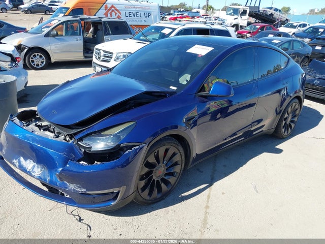 2023 TESLA MODEL Y 7SAYGDEF7PF743515 Photo 1