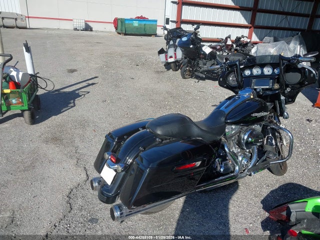 2016 HARLEY-DAVIDSON FLHXS 1HD1KRM13GB656499 Photo 3