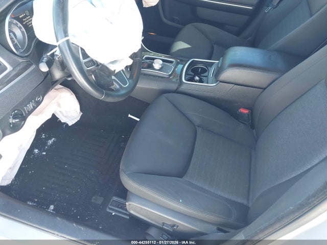 2019 Chrysler 300 Touring მანქანა იყიდება აუქციონზე, vin: 2C3CCAAG5KH581035, აუქციონის ნომერი: 44255112