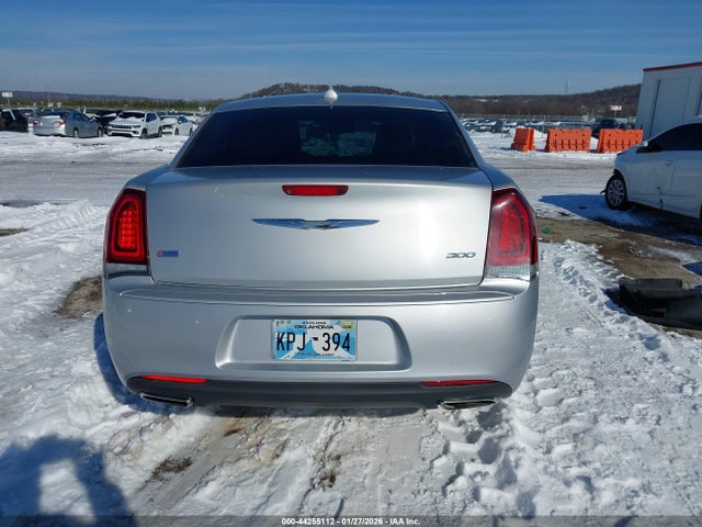 2019 Chrysler 300 Touring მანქანა იყიდება აუქციონზე, vin: 2C3CCAAG5KH581035, აუქციონის ნომერი: 44255112